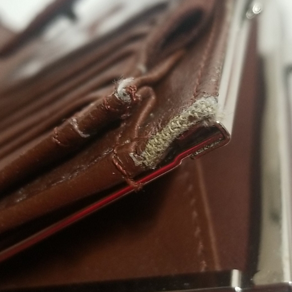 Fossil Wallet - Picture 11 of 13